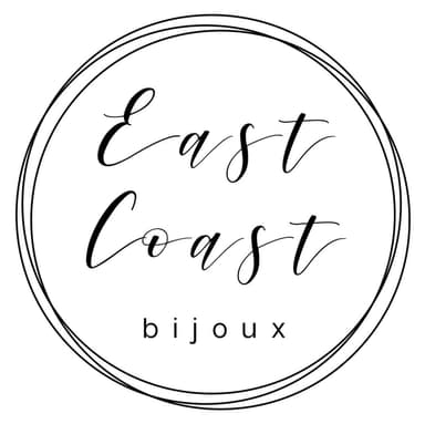 Bijoux délicats et colorés faits main à La Réunion